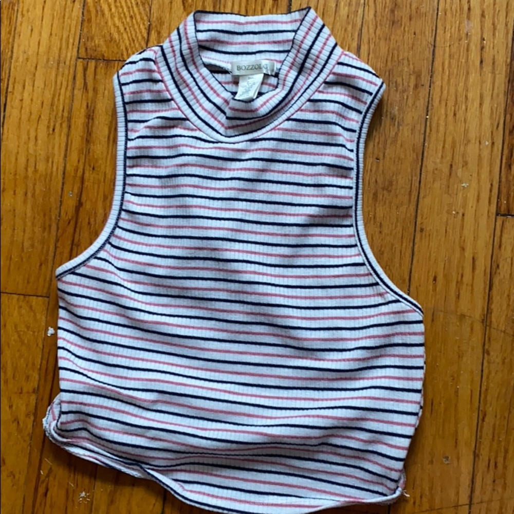 Crop top